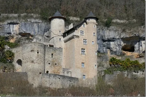 Notre top 7 des châteaux <br> à visiter” width=”600″ height=”400″>    </picture>
                                                                                                                                                        </div>

                    <div class=