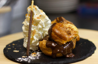 Profiteroles - dessert du Gaya