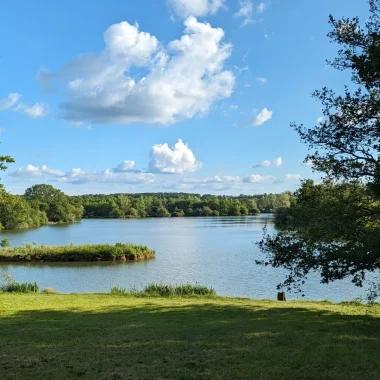 Lac de Bannac et son camping, Aveyron